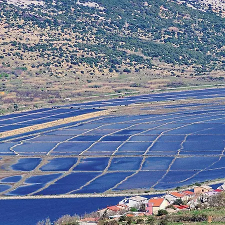 Stunning In Smokvica With Wifi דירה Smokvica (Pag)