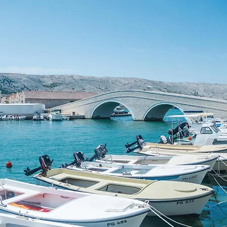 Stunning In Smokvica With Wifi Smokvica (Pag)